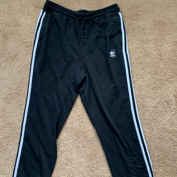 Adidas 3 Stripe trackpants - Picture 1 of 3